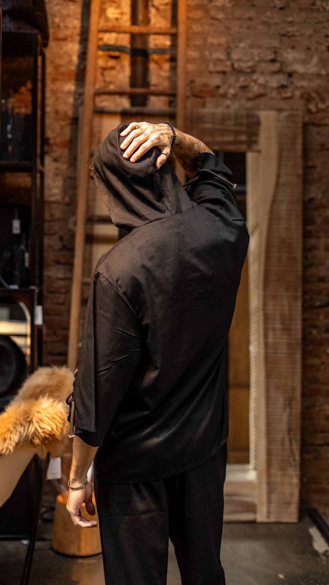 Camiseta de lino con soga Black Snake