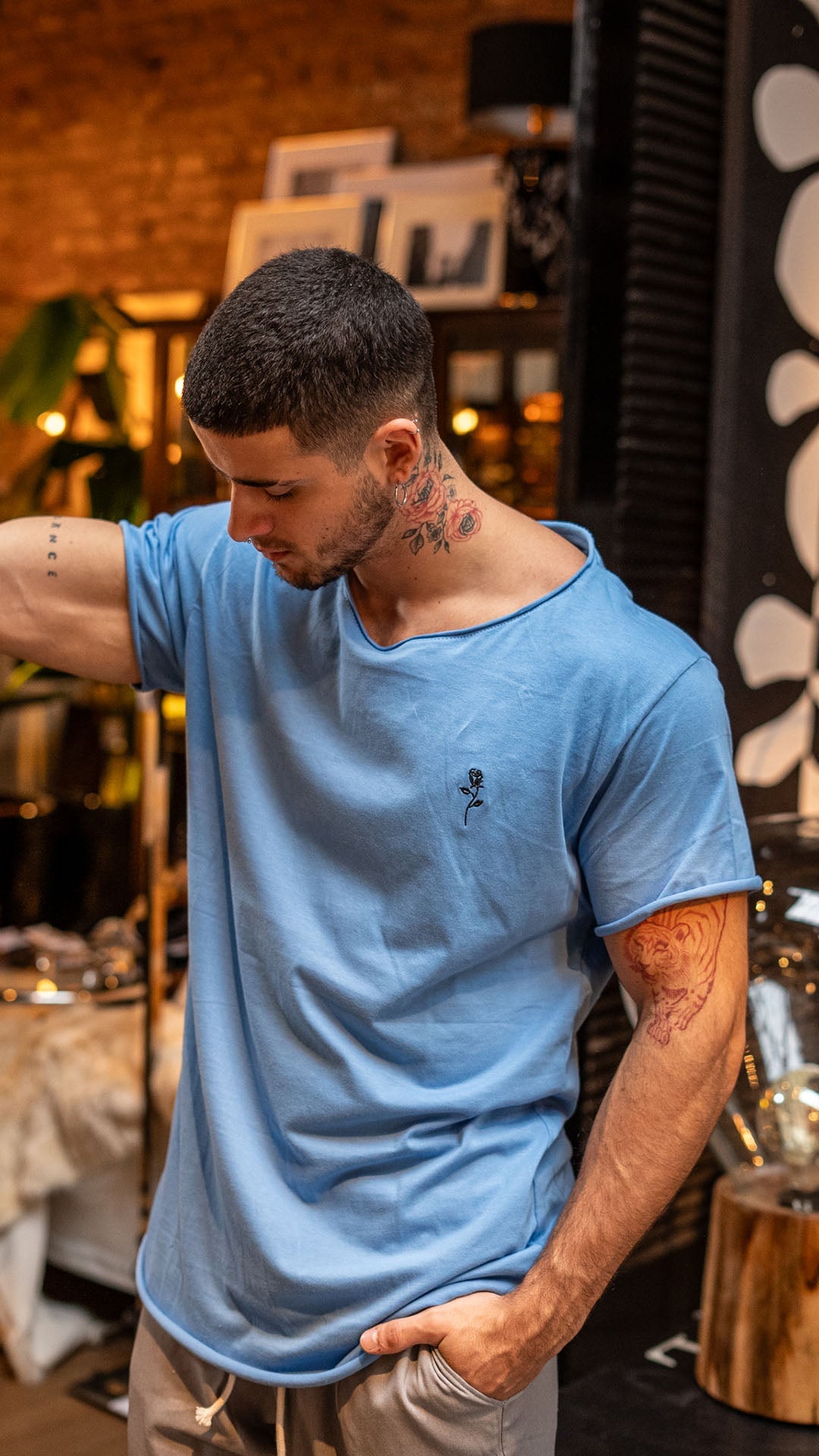 Camiseta Ibiza cuello amplio || Sky