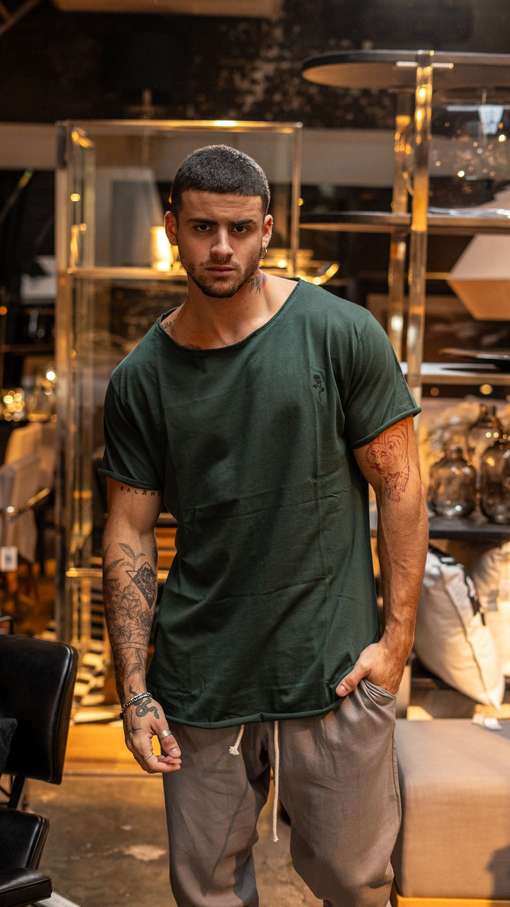 Camiseta Ibiza cuello amplio || Esmeralda