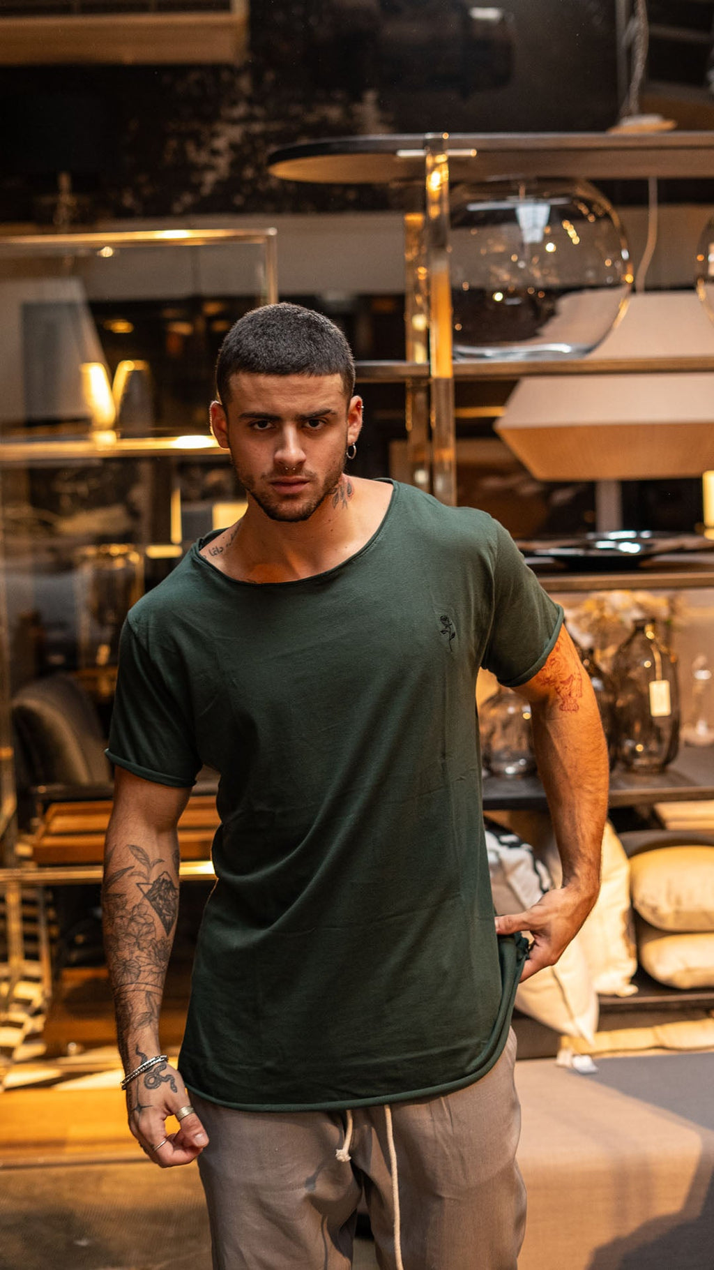 Camiseta Ibiza cuello amplio || Esmeralda