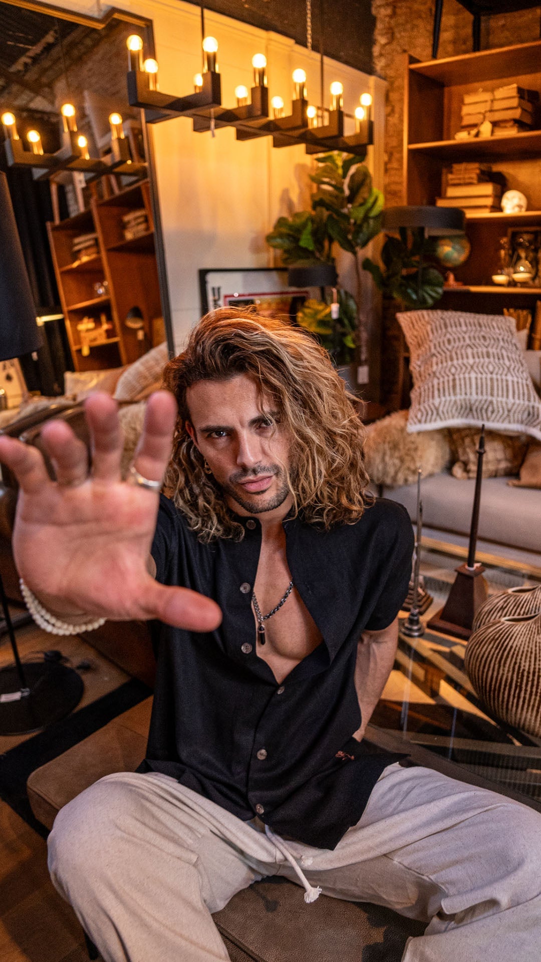 Camisa Cuello Mao · Black Bronze